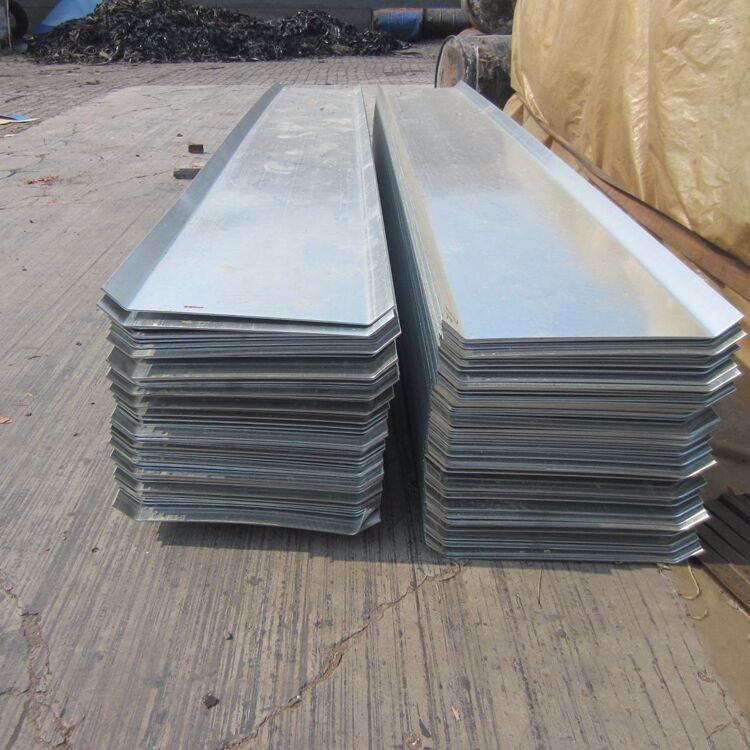 止水鋼板廠家施工中對止水鋼板的安裝檢查(圖1) 止水鋼板廠家施工中對止水鋼板的安裝檢查(圖1)