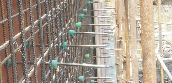 止水螺桿規(guī)格尺寸安裝簡便(圖1)